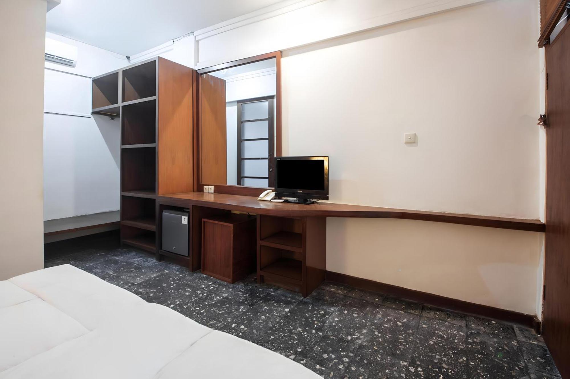 Capital O 93809 Wida Hotel Legian Eksteriør bilde