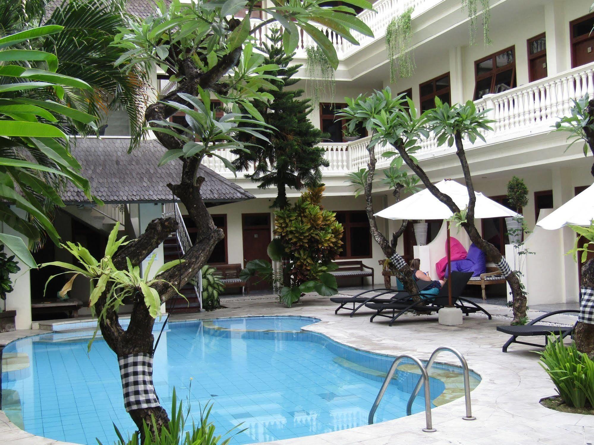 Capital O 93809 Wida Hotel Legian Eksteriør bilde