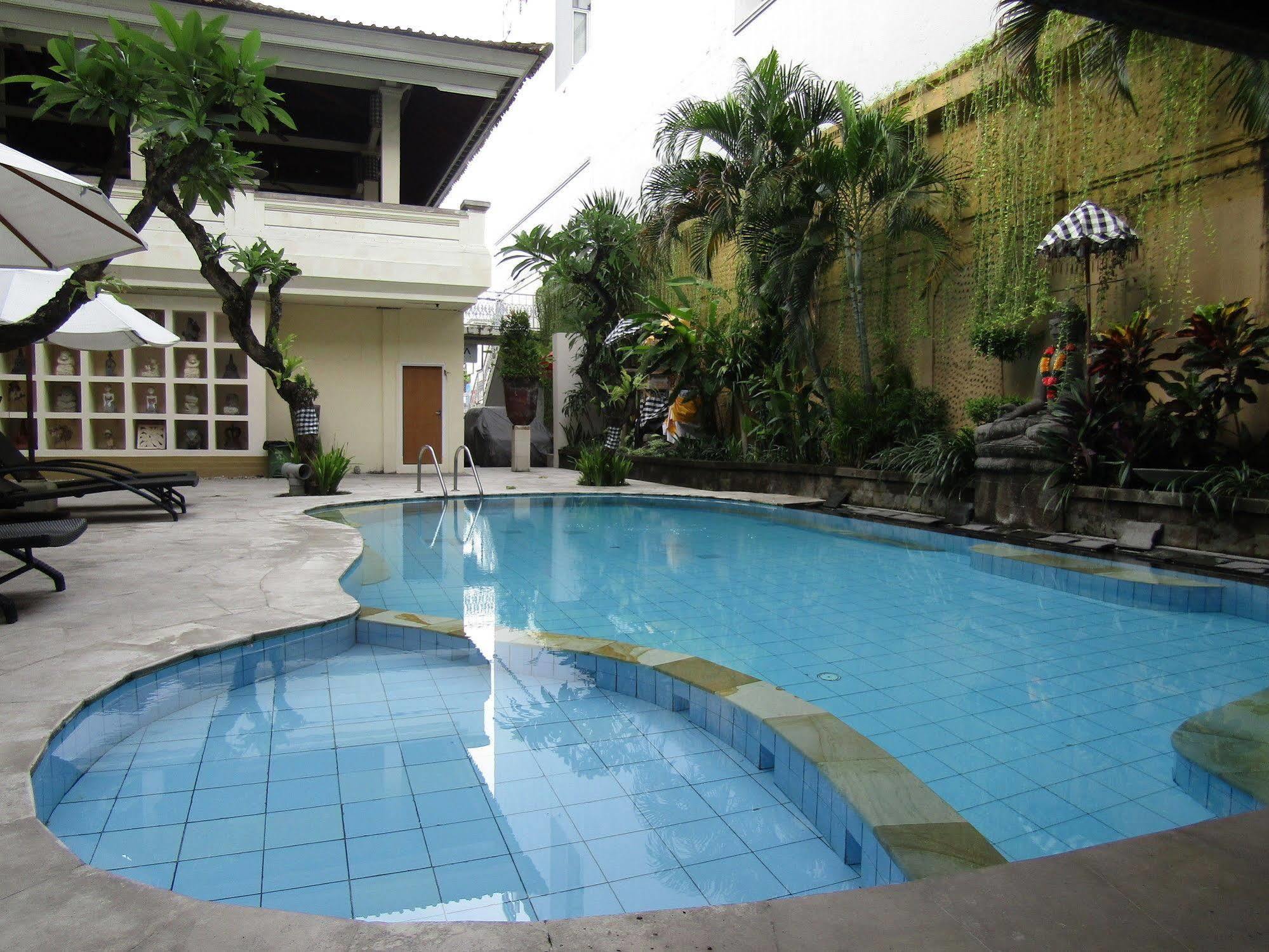 Capital O 93809 Wida Hotel Legian Eksteriør bilde