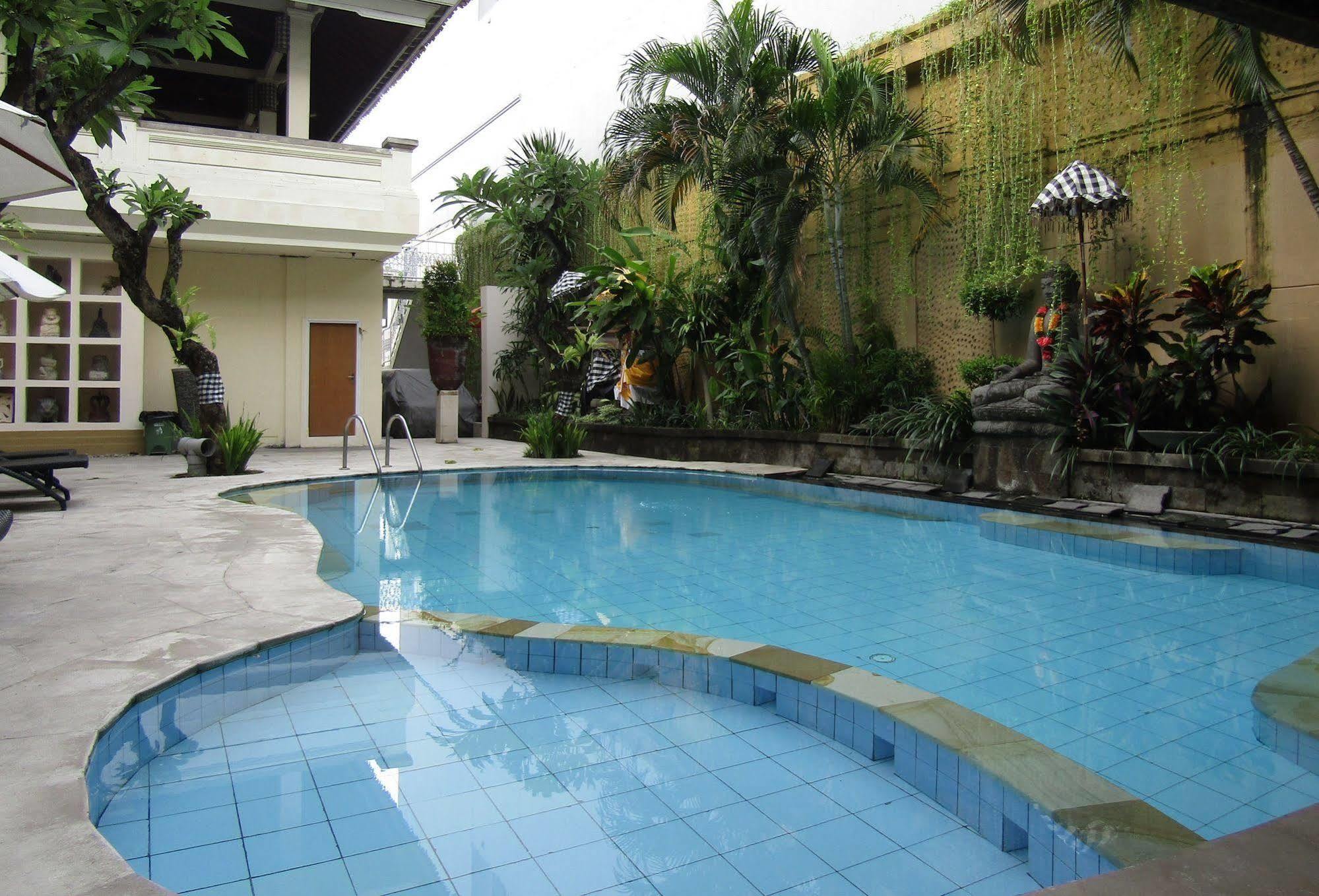 Capital O 93809 Wida Hotel Legian Eksteriør bilde